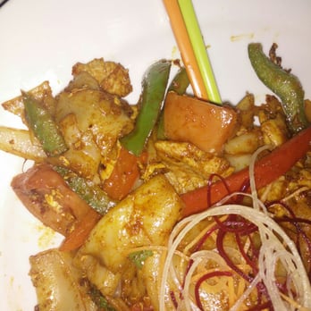 Oceanic Thai Kitchen - a closer look at the drunken noodles - Thai Near Me - Plano, Texas Oceanic Thai Kitchen - a closer look at the drunken noodles - Thai Near Me - Plano, Texas