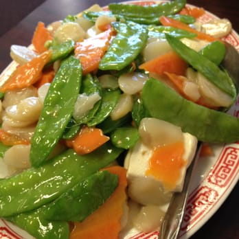 Rose Palace - Snow peas and water chestnuts - Chinese Near Me - Elk Grove, California