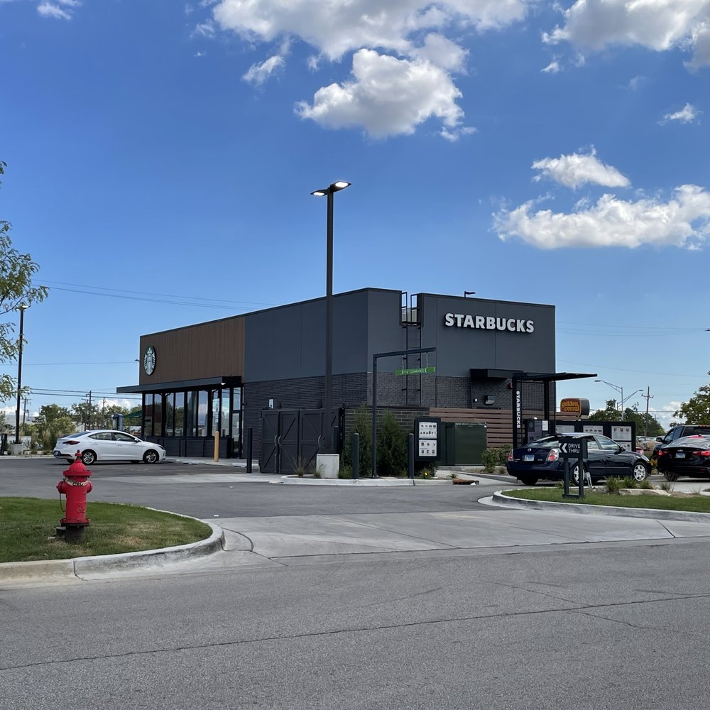 Starbucks - the exterior of a starbucks coffee shop - Coffee & Tea Near Me - Cicero, Illinois