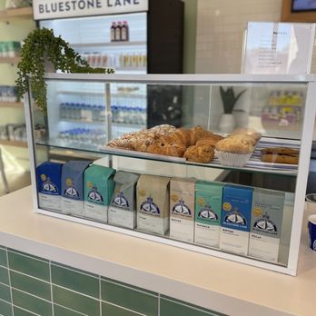 Bluestone Lane Post Oaks Plaza - Coffee & Tea Near Me - Houston, Texas