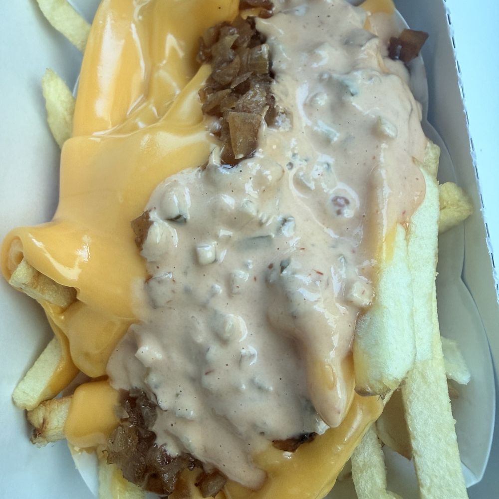 In-N-Out Burger - Animal style fries - Burgers Near Me - Palmdale, California In-N-Out Burger - Animal style fries - Burgers Near Me - Palmdale, California
