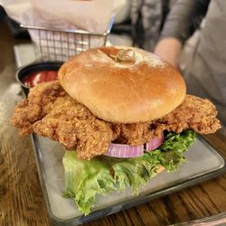 Alley's Alehouse - Pork Tenderloin