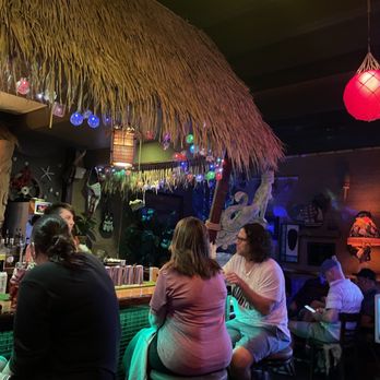 4 Kahunas Tiki Lounge - Tiki Bars Near Me - Arlington, Texas
