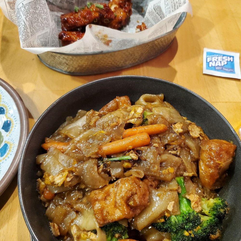 Lots Of Eats - Thai Near Me - North Andover, Massachusetts Lots Of Eats - Thai Near Me - North Andover, Massachusetts
