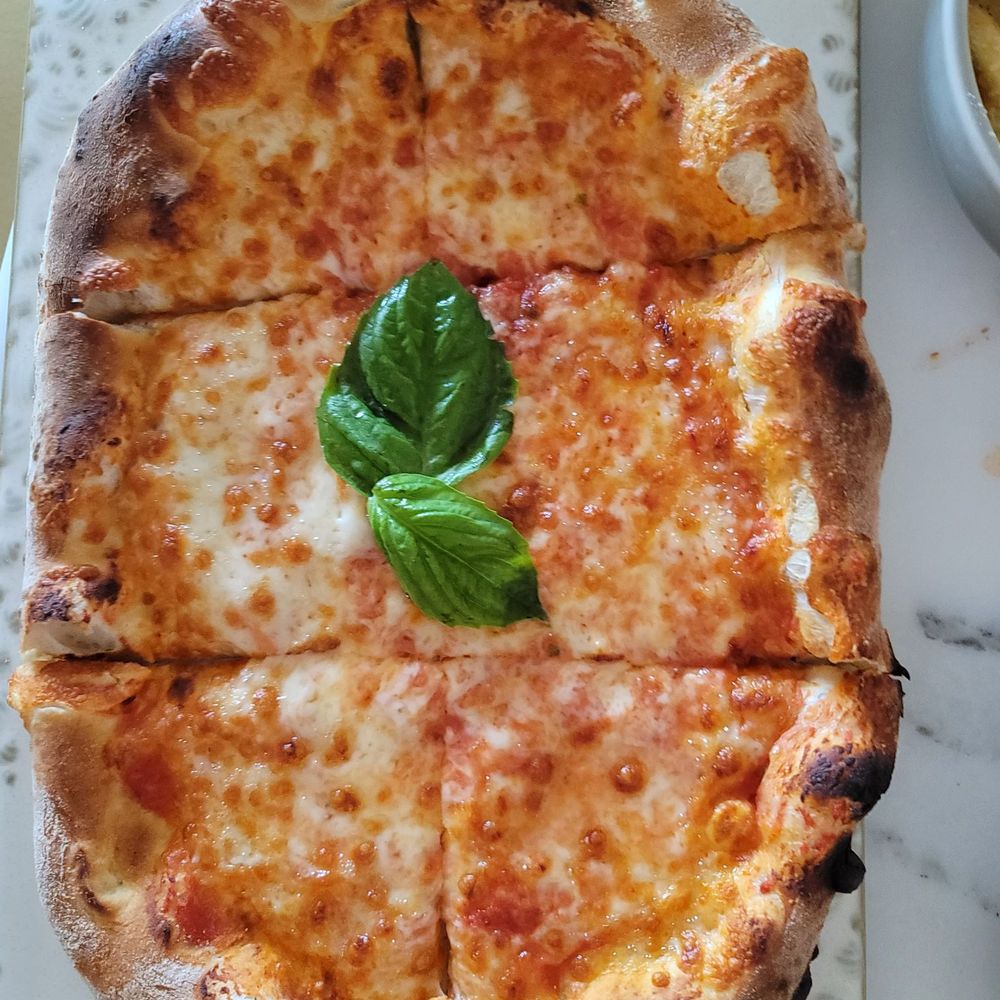 Elia - Margherita Pizza - Italian Near Me - Miami, Florida Elia - Margherita Pizza - Italian Near Me - Miami, Florida