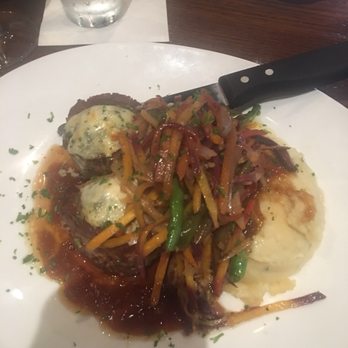 Biscottis - I ordered the beef medallions with mashed potatoes and veggies! - American Near Me - Jacksonville, Florida