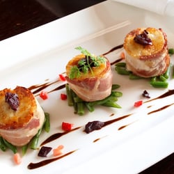 Oarsman Bar & Restaurant