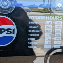 Macks Bar-be-que - Store hours
