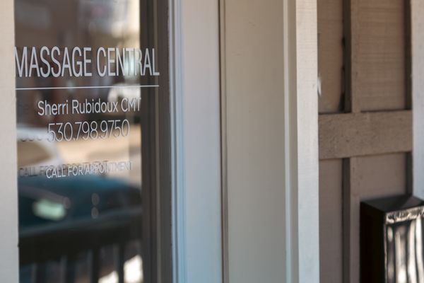 Massage Therapy - I have been doing Massage therapy for 8+ years in the Auburn area. I customize you therapeutic needs on an individual bases. Massage Therapy - I have been doing Massage therapy for 8+ years in the Auburn area. I customize you therapeutic needs on an individual bases.