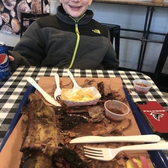 Yankee BBQ - Excellent bbq didn't stand a chance with my hungry 12 yr old - Barbeque Near Me - Hamburg, New York