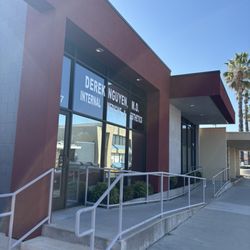 Central Medical Aesthetics  - Derek Nguyen, MD - Front of the building