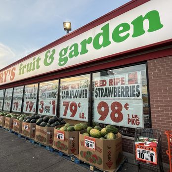 Jerry's Fruit & Garden - July 2026 - Fruits & Veggies Near Me - Niles, Illinois Jerry's Fruit & Garden - July 2026 - Fruits & Veggies Near Me - Niles, Illinois