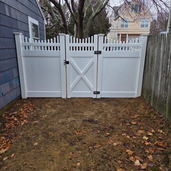 B&B Fence - Fences & Gates Near Me B&B Fence - Fences & Gates Near Me