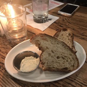 Olive + Oak - Really good bread for starter from Union Loafer's cafe - Wine Bars Near Me - Saint Louis, Missouri
