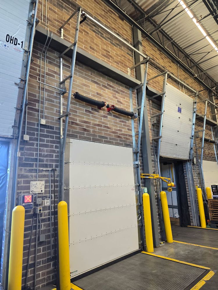 SunUp Garage Door - Garage Door Contractor in Milwaukee, WI