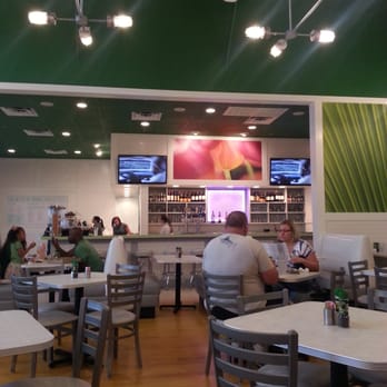 Cali - Brandon - Nice atmosphere. - New American Near Me - Riverview, Florida