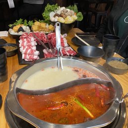 Milk Pork Bone & Tomato Soup Milk Pork Bone & Tomato Soup