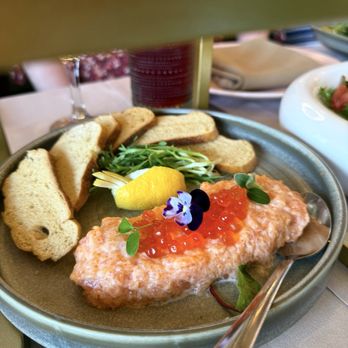 Sweetspot Garden - Salmon tartare - Salad Near Me - Brooklyn, New York Sweetspot Garden - Salmon tartare - Salad Near Me - Brooklyn, New York