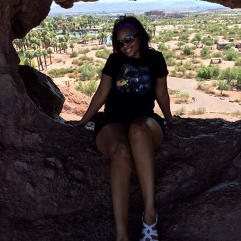 Hole-in-the-Rock - Hiking Near Me - Phoenix, Arizona