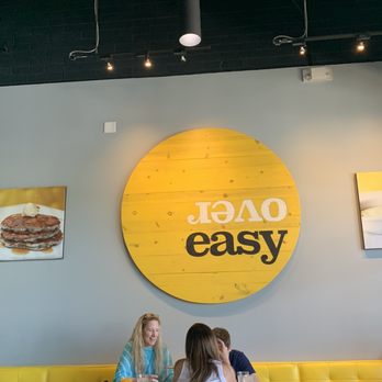 Over Easy - Paradise Valley - Inside the restaurant - Breakfast & Brunch Near Me - Phoenix, Arizona Over Easy - Paradise Valley - Inside the restaurant - Breakfast & Brunch Near Me - Phoenix, Arizona