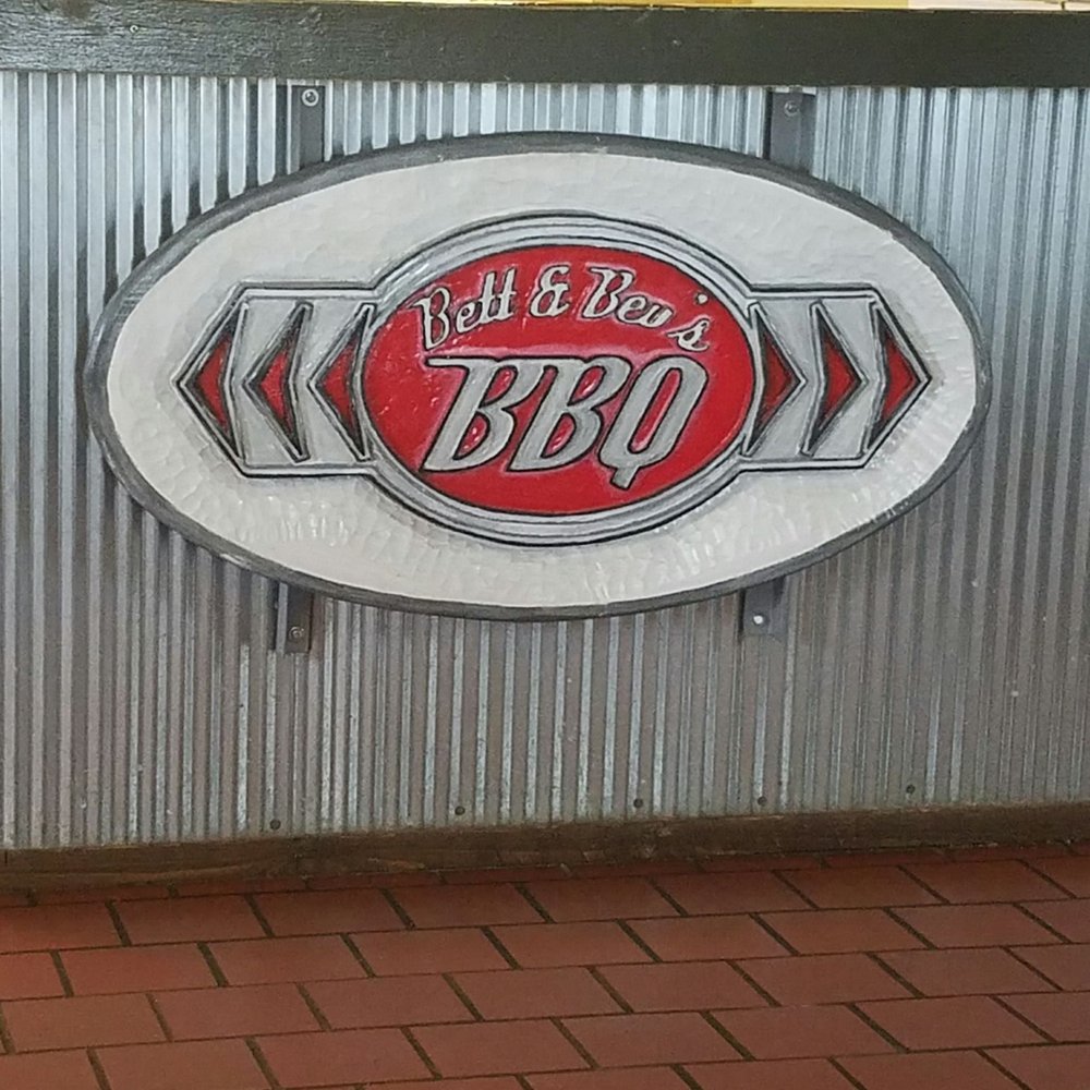 Bett & Bev's Bbq - Handmade sign on front counter - Barbeque Near Me - Jefferson, Iowa Bett & Bev's Bbq - Handmade sign on front counter - Barbeque Near Me - Jefferson, Iowa