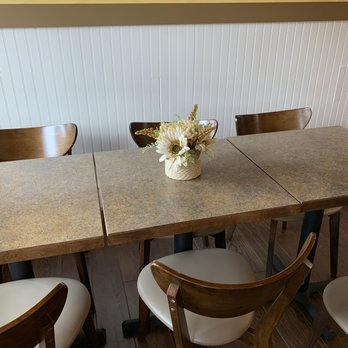 Bits & Bites Cafe - few tables inside - Coffee & Tea Near Me - honolulu, Hawaii