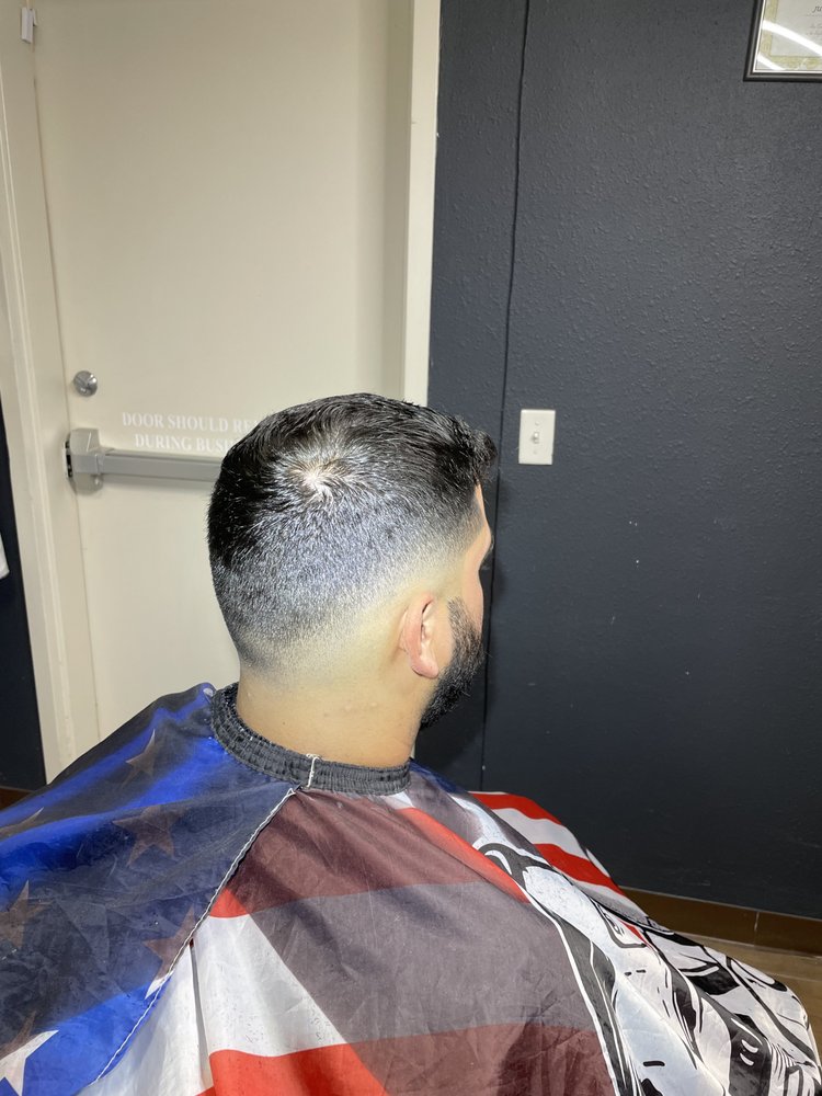 MICHOACANOS 5022 Dyer St, El Paso, Texas Barbers Phone