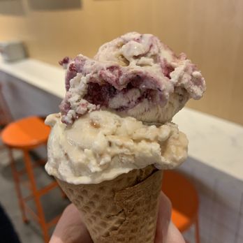 Jeni's Splendid Ice Creams - Ice Cream & Frozen Yogurt Near Me - Tampa, Florida Jeni's Splendid Ice Creams - Ice Cream & Frozen Yogurt Near Me - Tampa, Florida