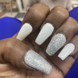Gross. And these are my birthday nails. Gross. And these are my birthday nails.