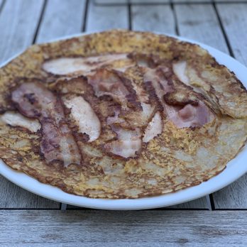 PANCAKES Amsterdam - Bacon, cheese and extra smoked chicken. - Pancakes Near Me - Amsterdam, New Hampshire PANCAKES Amsterdam - Bacon, cheese and extra smoked chicken. - Pancakes Near Me - Amsterdam, New Hampshire