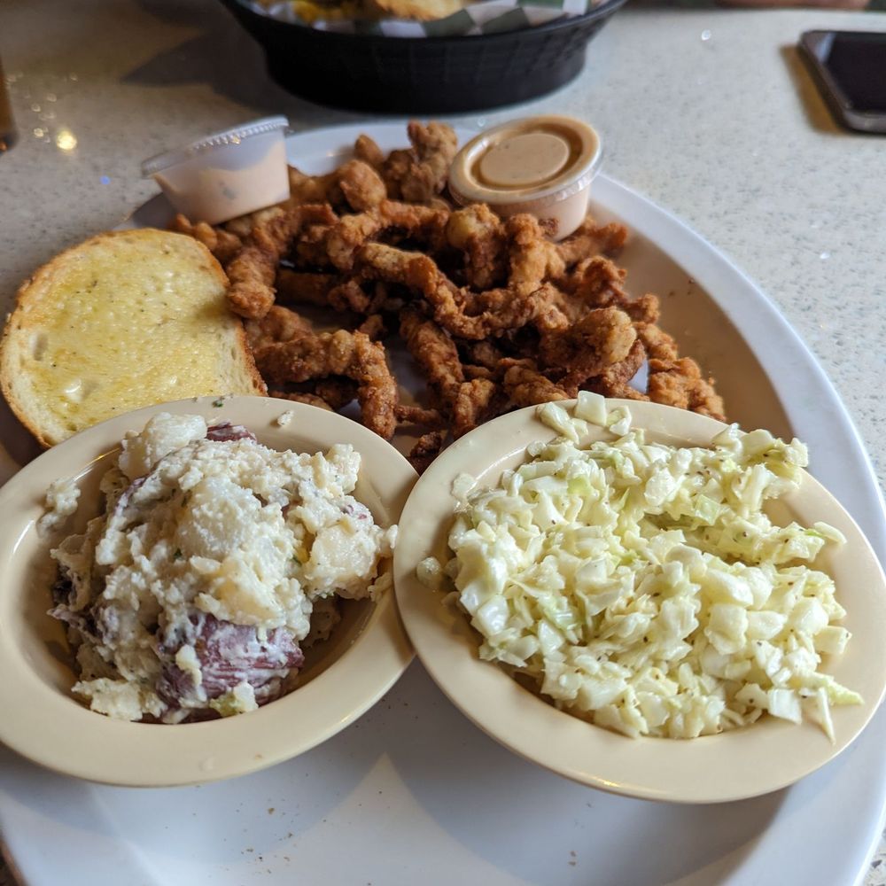 Park Avenue BBQ Grille - Slaw and potato salad with porcamari - Barbeque Near Me - Jupiter, Florida Park Avenue BBQ Grille - Slaw and potato salad with porcamari - Barbeque Near Me - Jupiter, Florida