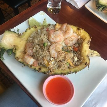 Lemongrass Brooklyn - Pineapple Shrimp Thai Rice Is To Die Forrr!!!!! Must try!! - Thai Near Me - Brooklyn, New York Lemongrass Brooklyn - Pineapple Shrimp Thai Rice Is To Die Forrr!!!!! Must try!! - Thai Near Me - Brooklyn, New York