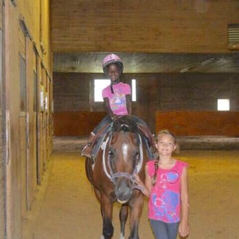 Brannon Stables - Horseback Riding Near Me - Lexington, Kentucky