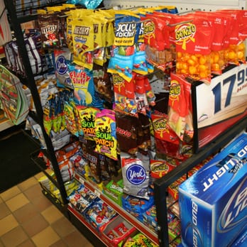 Lil Mart - a variety of snacks on display - Gas Stations Near Me - Falmouth, Maine Lil Mart - a variety of snacks on display - Gas Stations Near Me - Falmouth, Maine