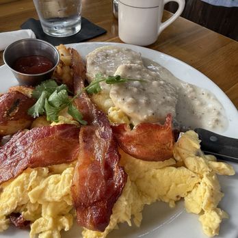 Madi - Eggs, bacon, biscuits and gravy - Breakfast & Brunch Near Me - San Diego, California Madi - Eggs, bacon, biscuits and gravy - Breakfast & Brunch Near Me - San Diego, California