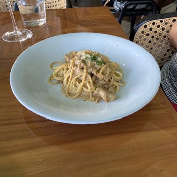 Rigo - Fettuccine Alfredo - Spanish Near Me - Honolulu, Hawaii Rigo - Fettuccine Alfredo - Spanish Near Me - Honolulu, Hawaii