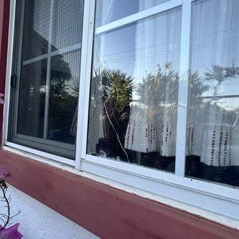 Board Up RX - Original broken window - Glass & Mirrors Near Me - San Pedro, California