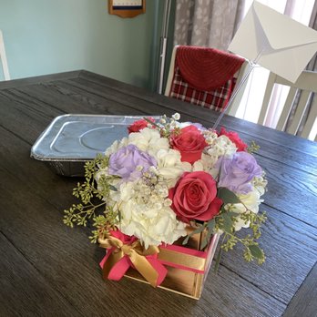 Roses Are Red - Flowers & Gifts Near Me - Santa Ana, California Roses Are Red - Flowers & Gifts Near Me - Santa Ana, California