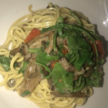Beatrice - Italian Near Me - Montreal, Quebec