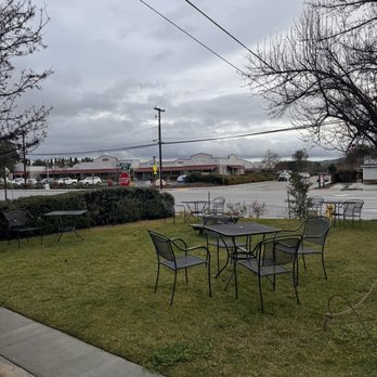 Templeton Donuts Plus - a table and chairs on a lawn - Donuts Near Me - Templeton, California Templeton Donuts Plus - a table and chairs on a lawn - Donuts Near Me - Templeton, California