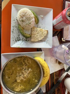 Restaurante Colombiano El Mayoral de Sunset by null