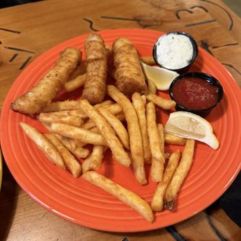 Cambria Mimosas - Fish and chips - American Near Me - Cambria, California
