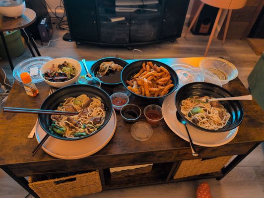 MIAN West Adams by null