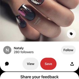 My reference photo on how I would like the foil applied to my nails.