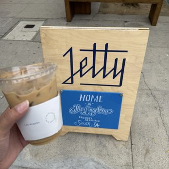 Jetty Coffee Roasters - Iced Vanilla Latte - Coffee Roasteries Near Me - Los Angeles, California