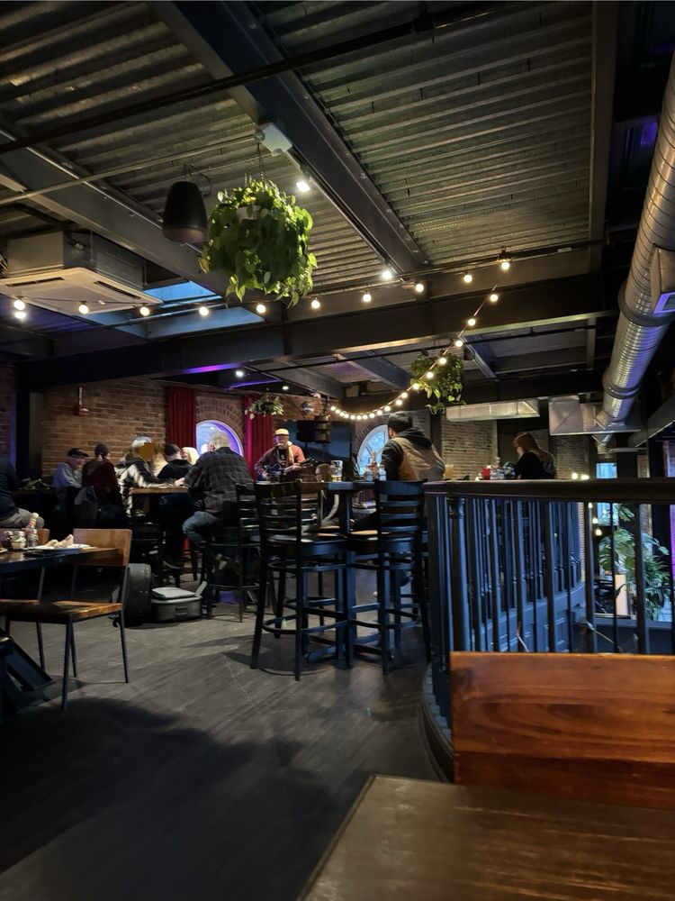 Mikey's Public House