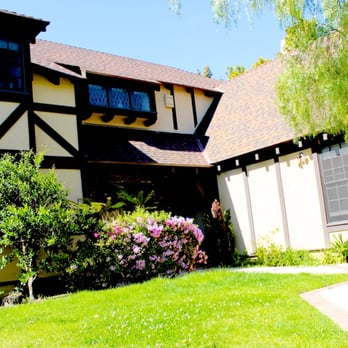 Brentwood Realty Group - $2,495,000 754 23rd Street, Santa Monica - Real Estate Services Near Me - Los Angeles, California Brentwood Realty Group - $2,495,000 754 23rd Street, Santa Monica - Real Estate Services Near Me - Los Angeles, California