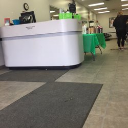 Famous Hair