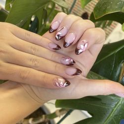 Garden Nail Bar - Art