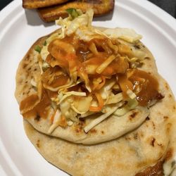 La Bamba sabor latino Pupuseria - Queso y P.Loroco con Queso / Loroco & Cheese